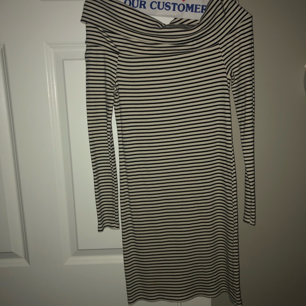Black and white stripe dress- small